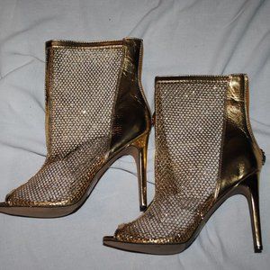 NEW SZ 10 GOLD 4IN HEEL GLITZY BOOTY